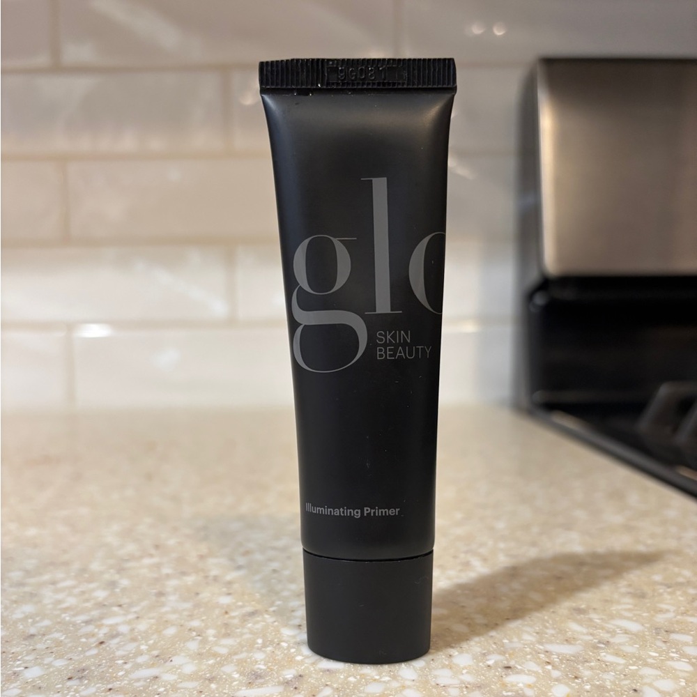 Glo Skin Beauty Illuminating Primer